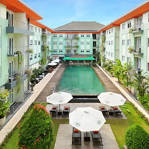 Отель Harris & Residences Riverview Kuta, Bali, Кута